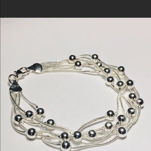 🌹Beautiful Multi Layered Silver Bracelet